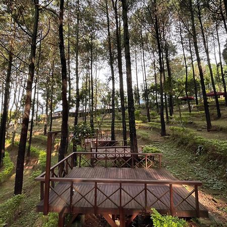 Alas Pacet By Twospaces, Mojokerto Exterior foto